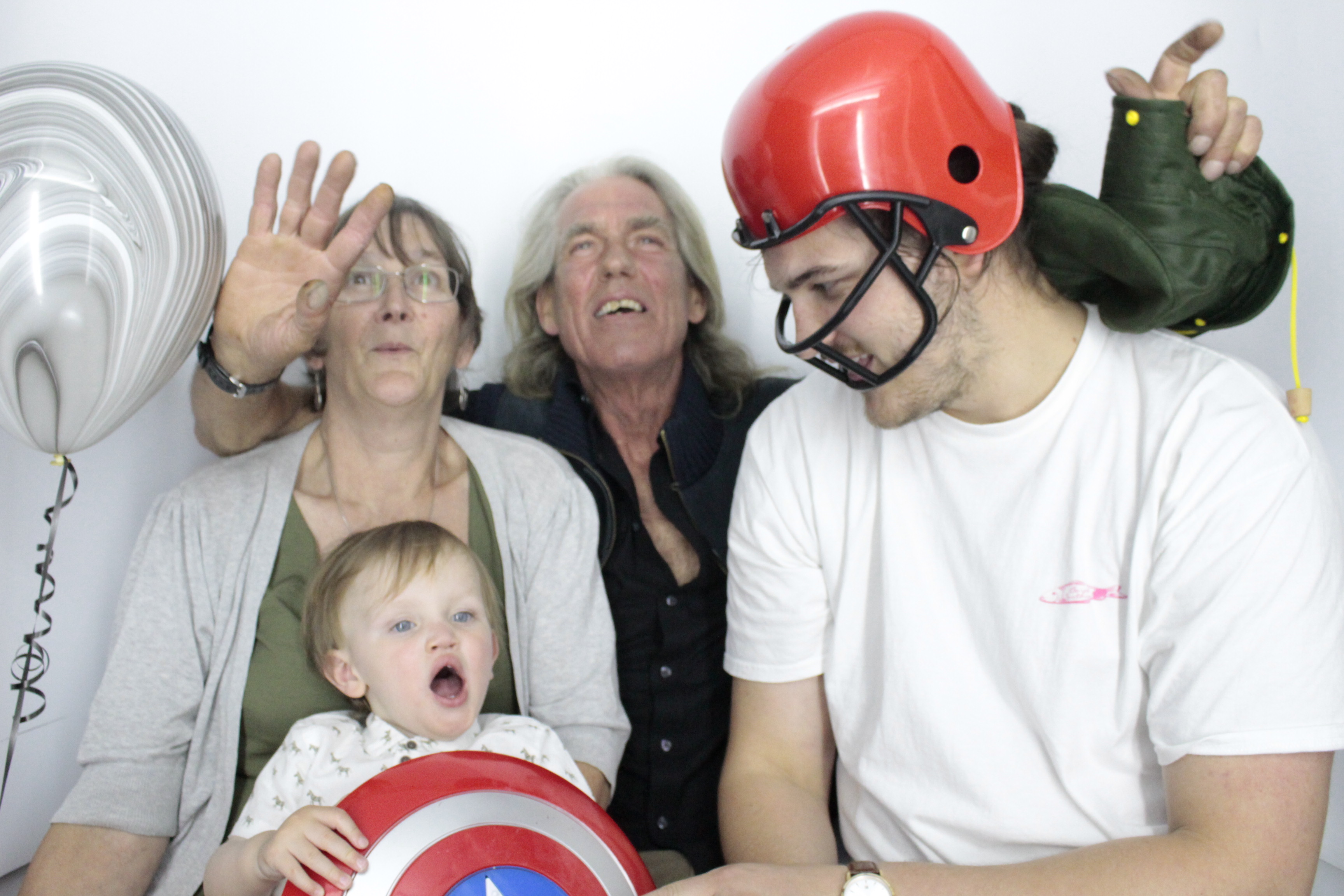 Mandy's 60th  Birthday Party | View more photos from the event at gallery.myphotoboothexperience.co.uk/u/MyPhotoBoothExperienceLtd/Mandys-60th-Birthday-Party
